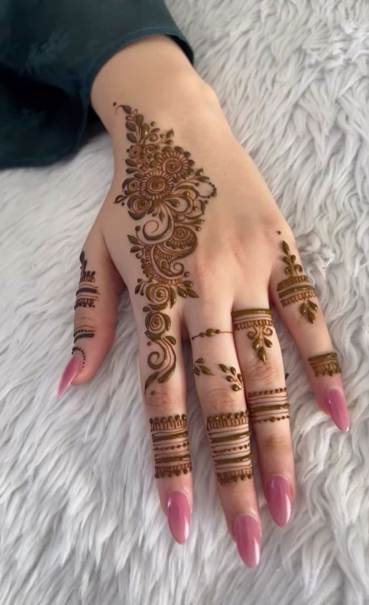 easy-arabic-mehndi-design-front-hand easy-arabic-mehndi-design-front-hand