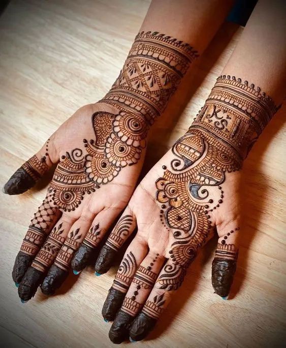 easy-mehndi-design-aesthetic-back-hand easy-mehndi-design-aesthetic-back-hand