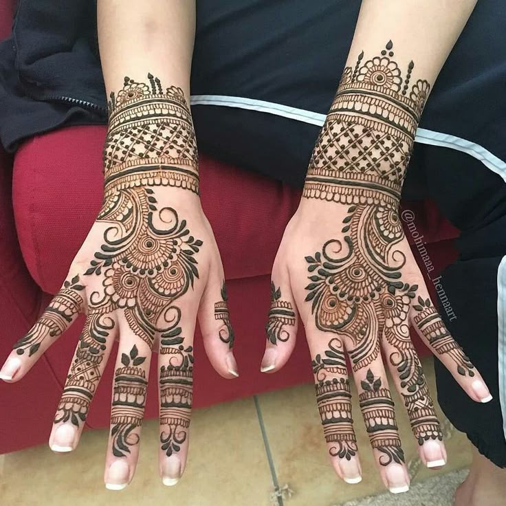 easy-mehndi-design-for-karva-chauth-front-hand easy-mehndi-design-for-karva-chauth-front-hand