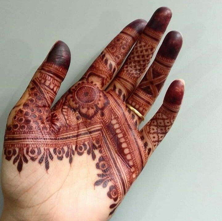 front-hand-mehndi-design-simple-and-easy-full-hand front-hand-mehndi-design-simple-and-easy-full-hand