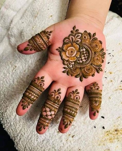 front-hand-mehndi-design-simple-and-easy-full-hand front-hand-mehndi-design-simple-and-easy-full-hand
