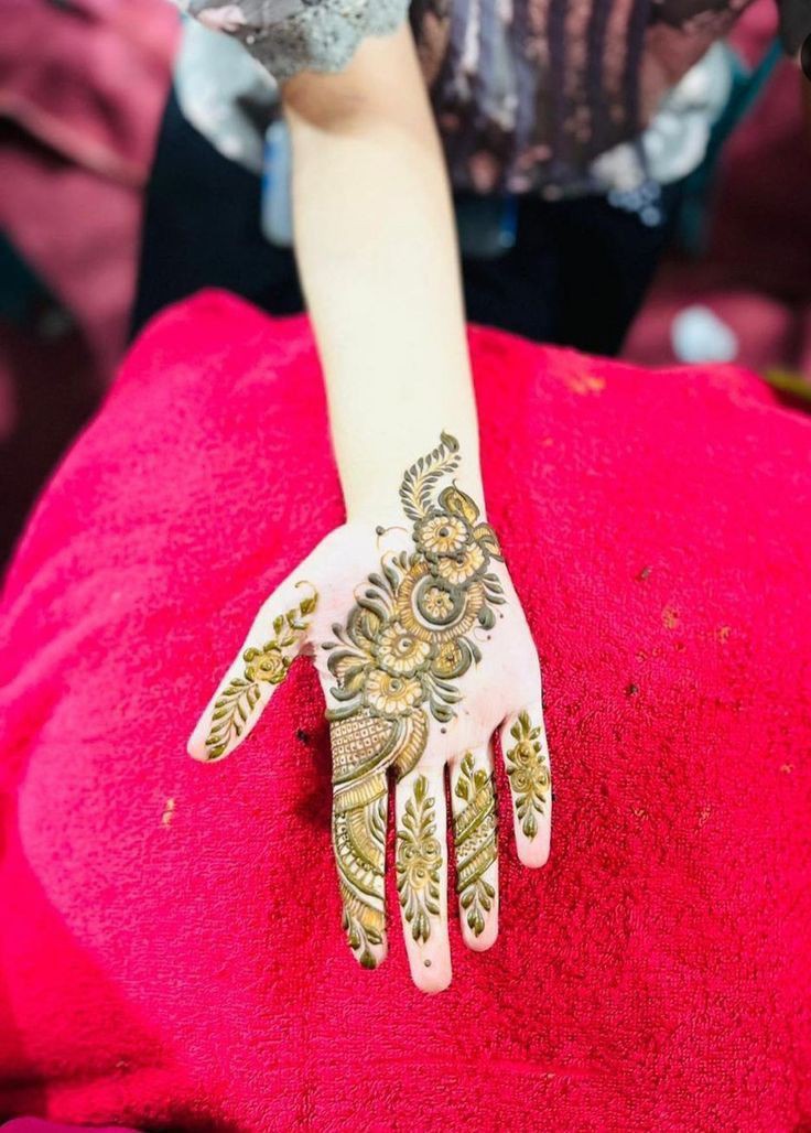 full-hand-mehndi-design full-hand-mehndi-design