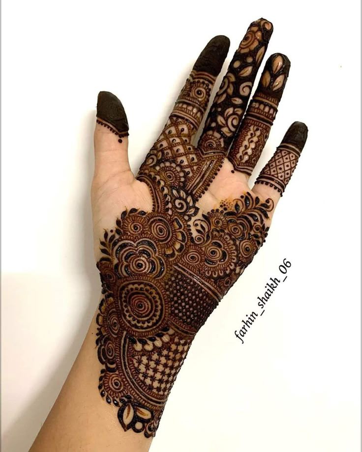 instagram-punjabi-royal-front-hand-mehndi-design