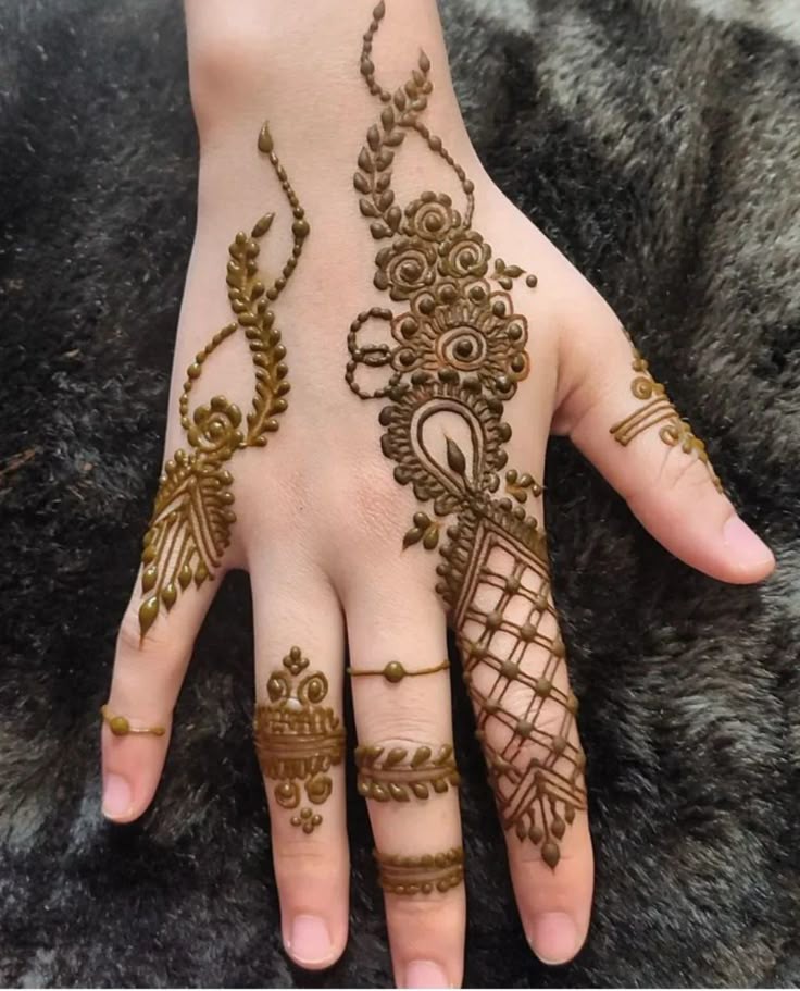 mehndi-design-easy-and-beautiful-arabic-design mehndi-design-easy-and-beautiful-arabic-design
