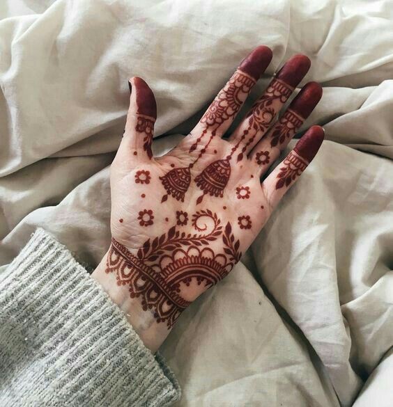 mehndi-design-easy-and-beautiful-arabic-front-hand mehndi-design-easy-and-beautiful-arabic-front-hand