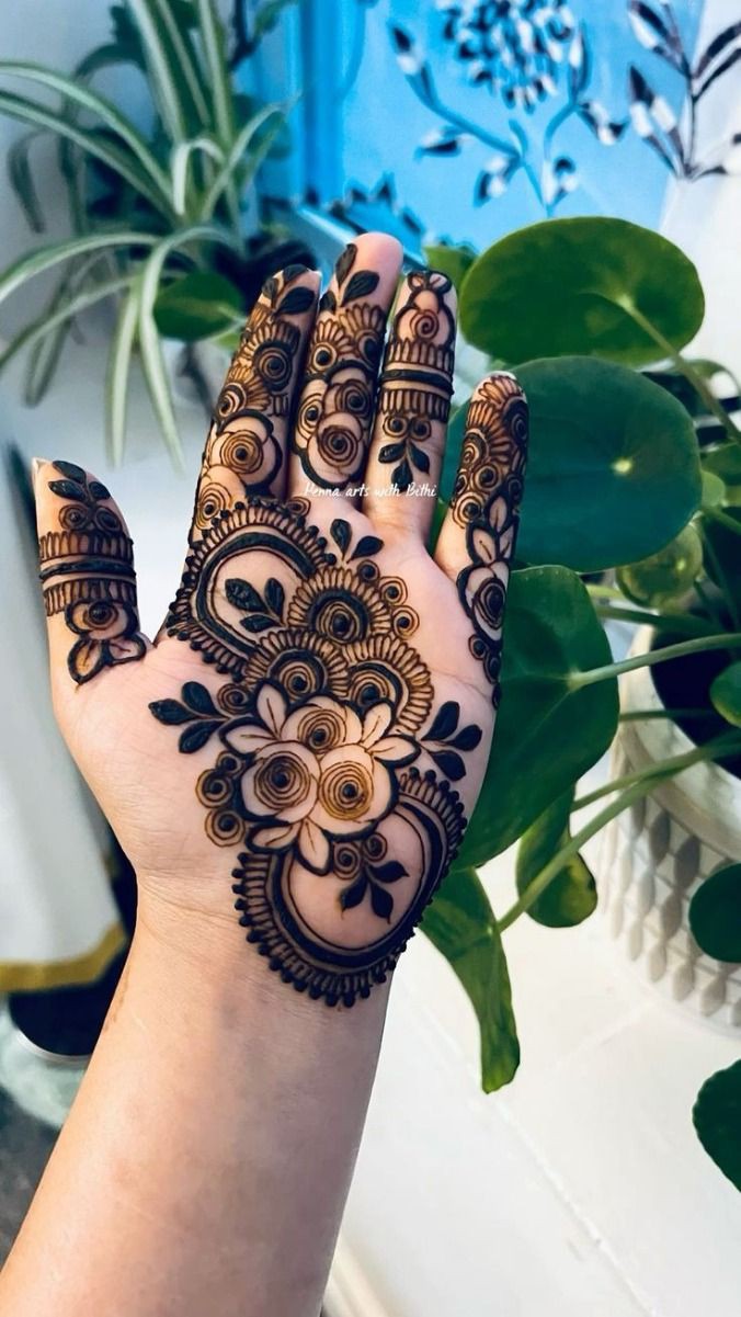 mehndi-design-simple-front-hand-easy-and-beautiful-images mehndi-design-simple-front-hand-easy-and-beautiful-images