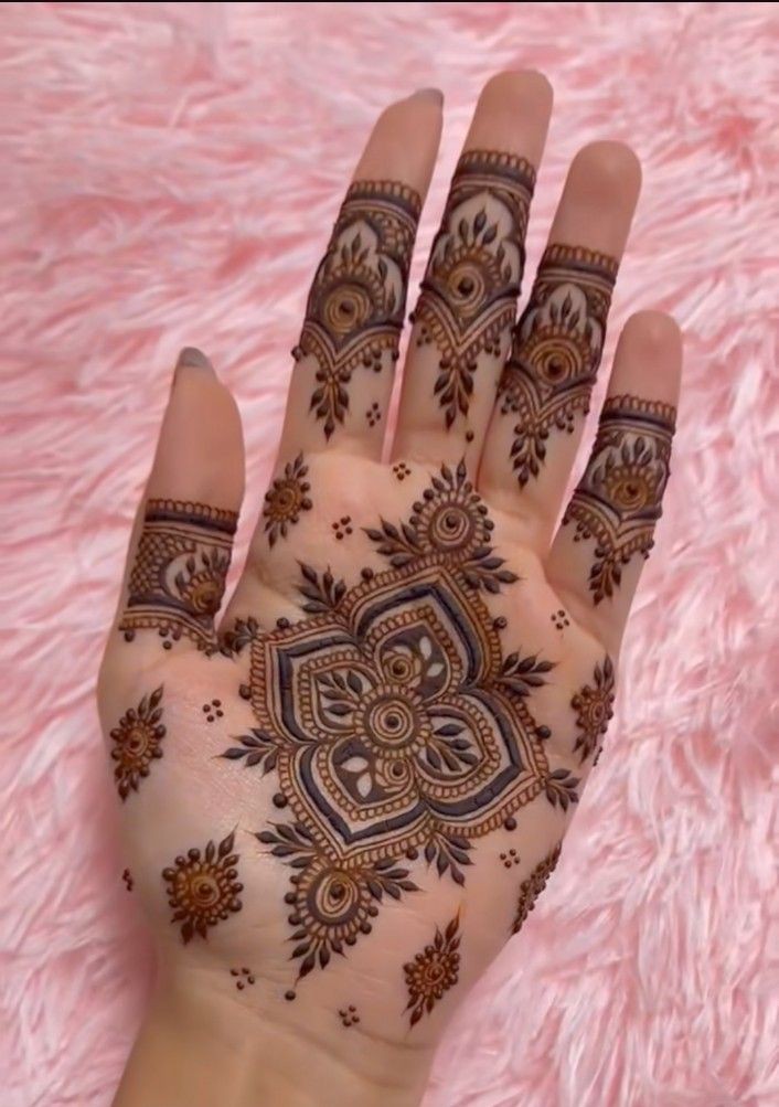 raksha-bandhan-punjabi-royal-front-hand-mehndi-design raksha-bandhan-punjabi-royal-front-hand-mehndi-design
