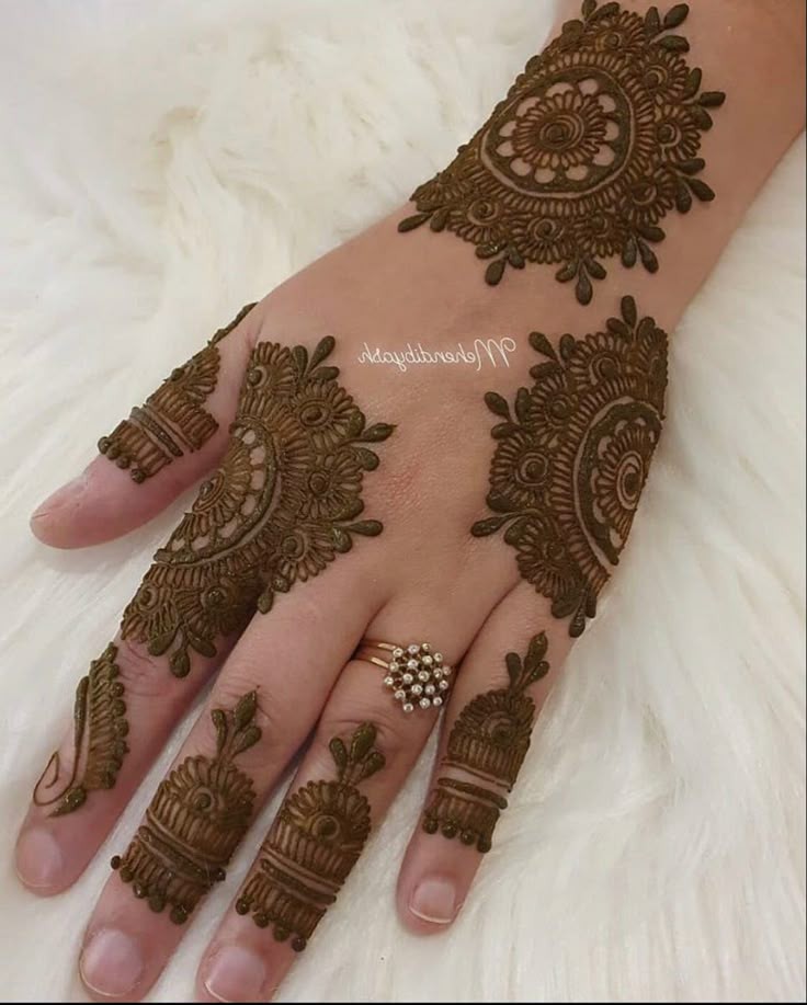 simple-mehndi-design-for-karva-chauth-arabic simple-mehndi-design-for-karva-chauth-arabic