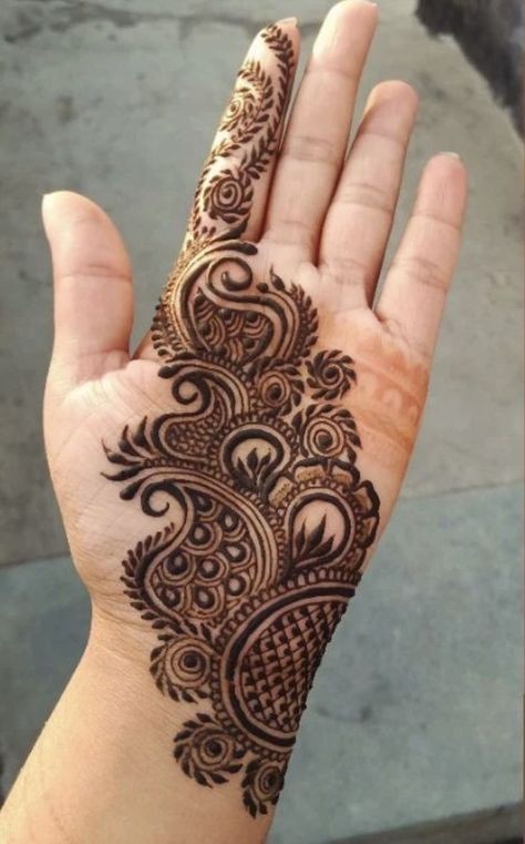 simple-punjabi-royal-front-hand-mehndi-design