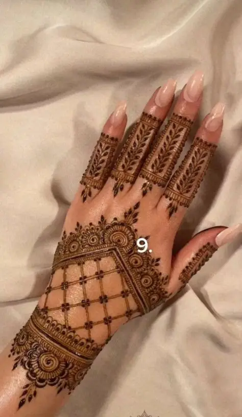 stylish-back-hand-mehndi-design-bridal stylish-back-hand-mehndi-design-bridal